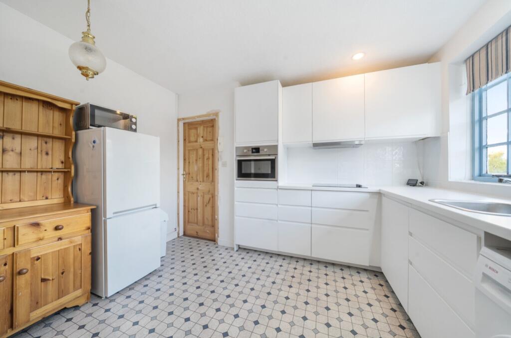 1372656-7-68fab094e45ea