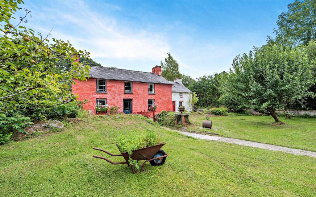 Gardens &amp; Grounds