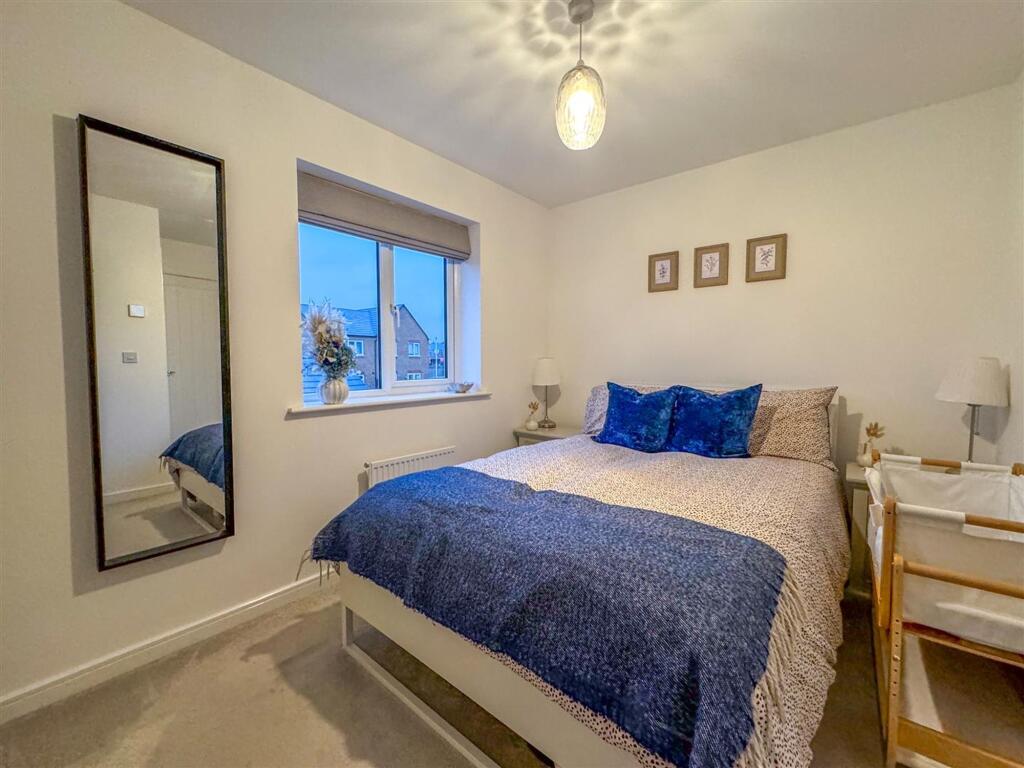 Midsummer Road - Image-10.jpg