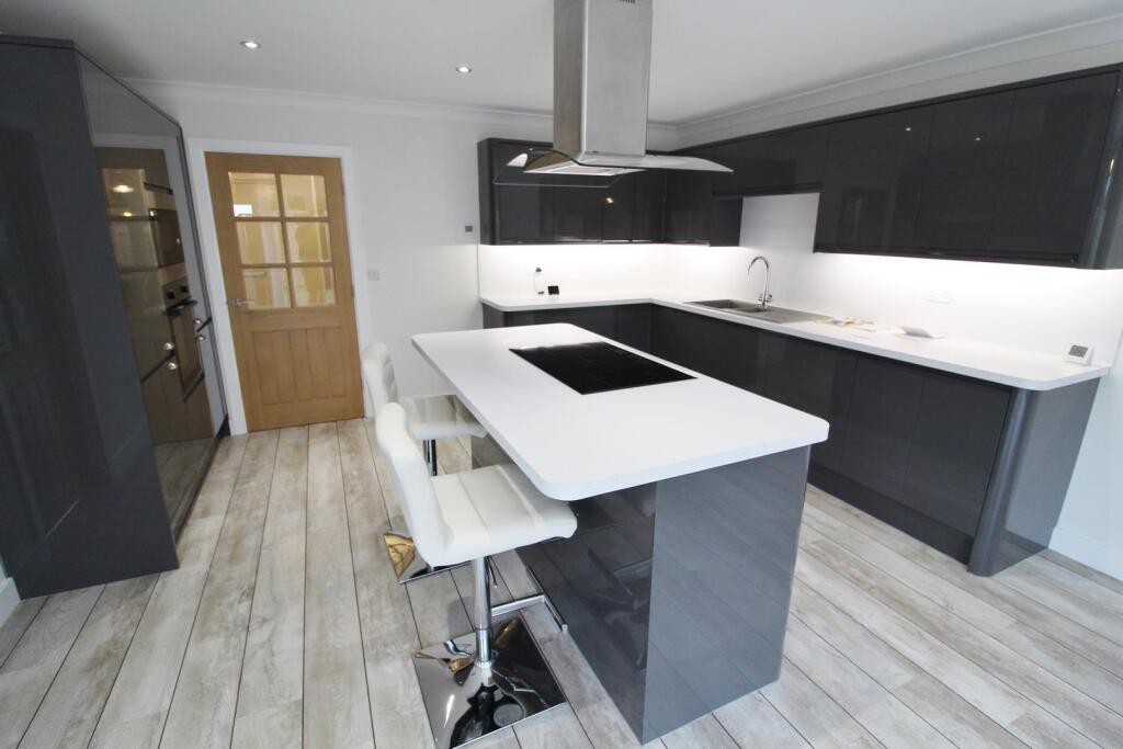 LIVING DINING KITCHEN