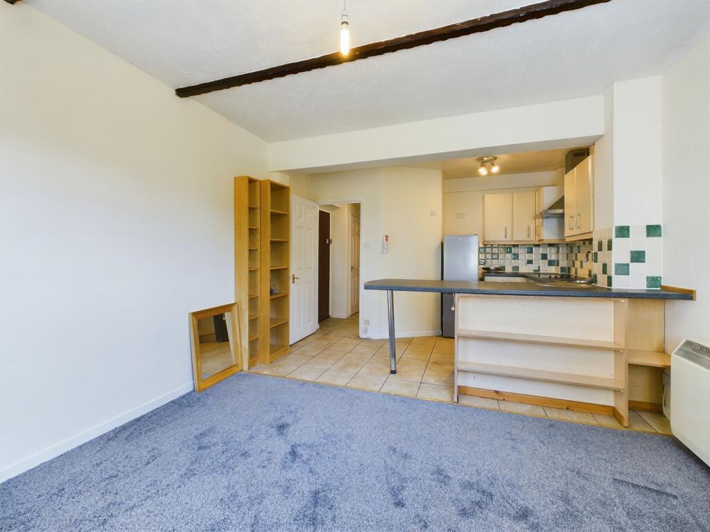 Kitchen/Living Room