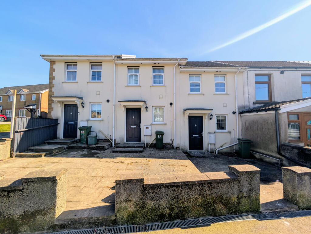 2 Bed End of terrace - Sold with tenant in Situ