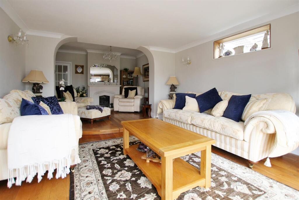 9017296-102591-133840150665436719-05c20ced-6677-c2