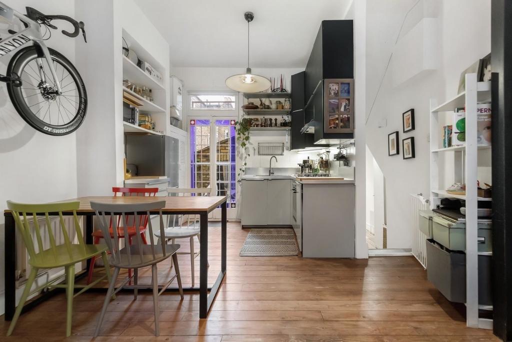 Kitchen (1).jpg