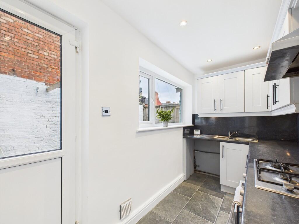 CAM01835G0-PR0317...