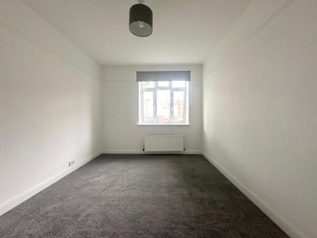 5 - BEDROOM 1.JPG