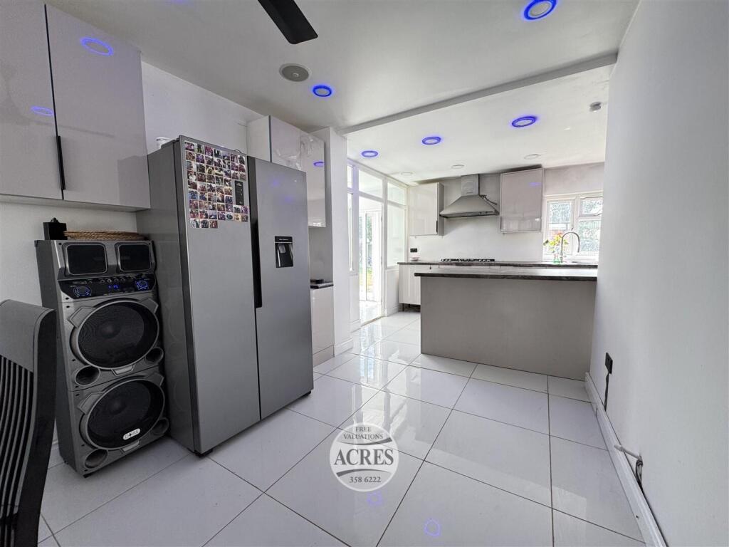 IMG_1535 (Large).jpg