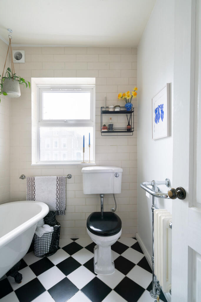 271301 - CAZENOVE-ROAD-43.jpg