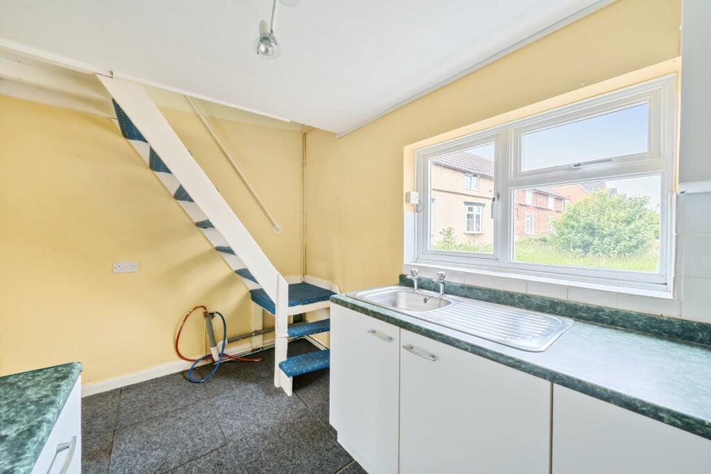 3rd view KITCHEN.jpg