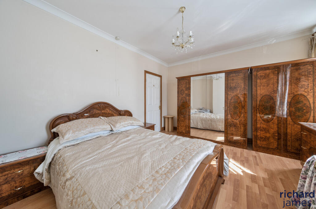 130b2b948a9440e7b93a689c06318e64