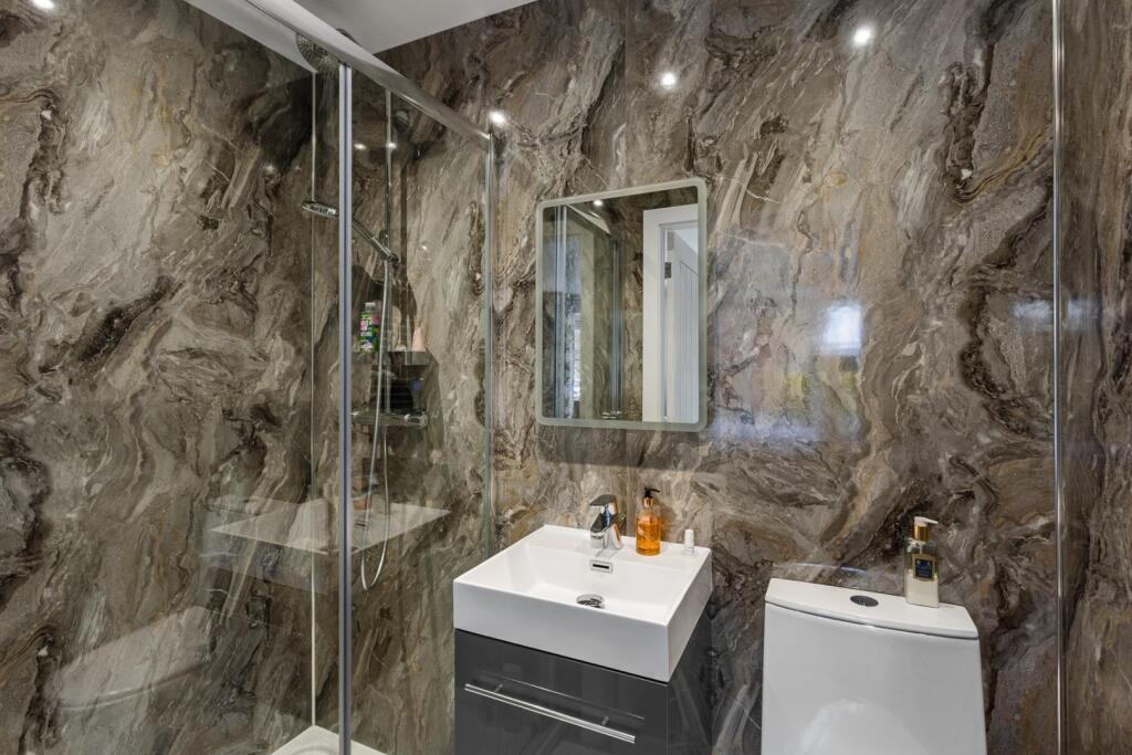 35 Hambleton Road-11-2.jpg