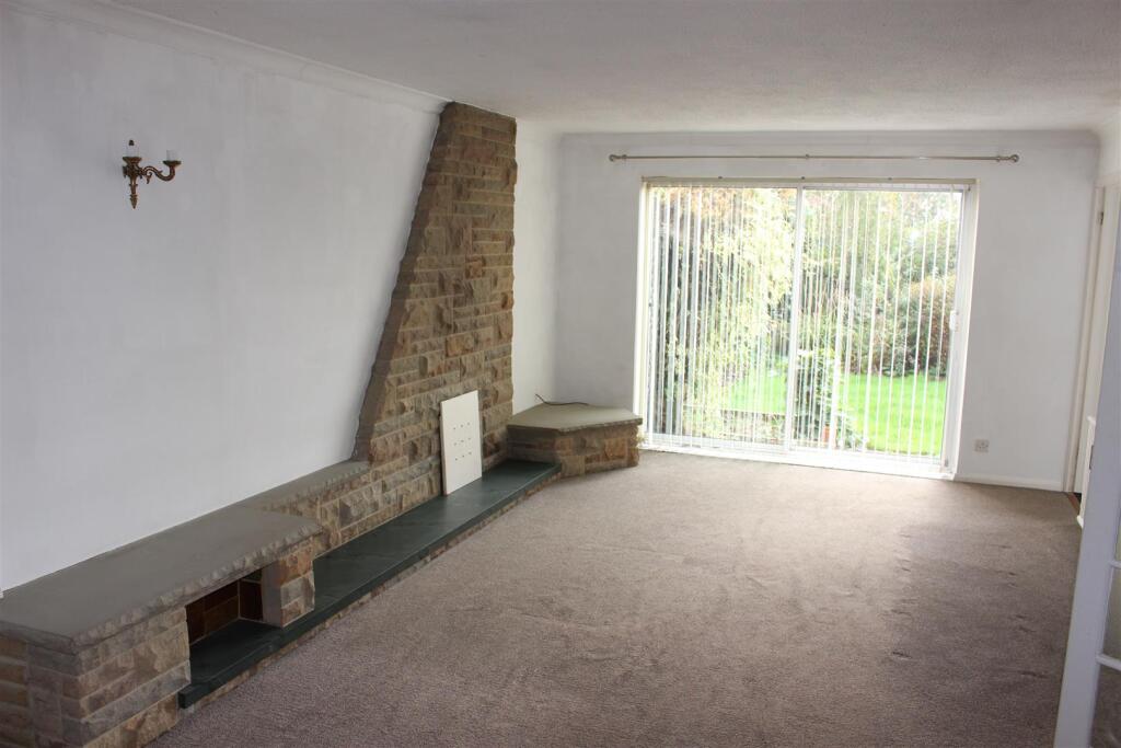 Lounge Dining Room