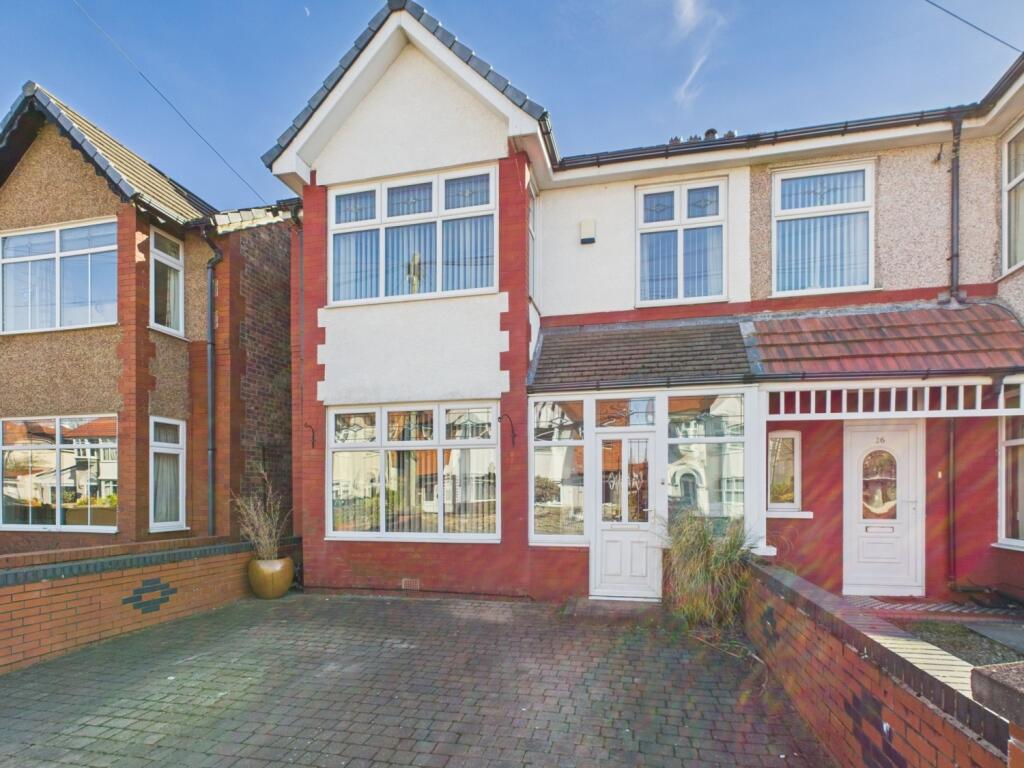 CAM02386G0-PR0117-STILL056