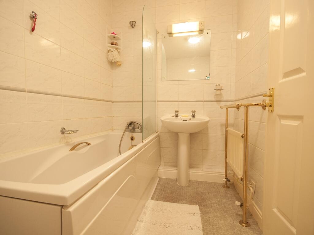 Bathroom1