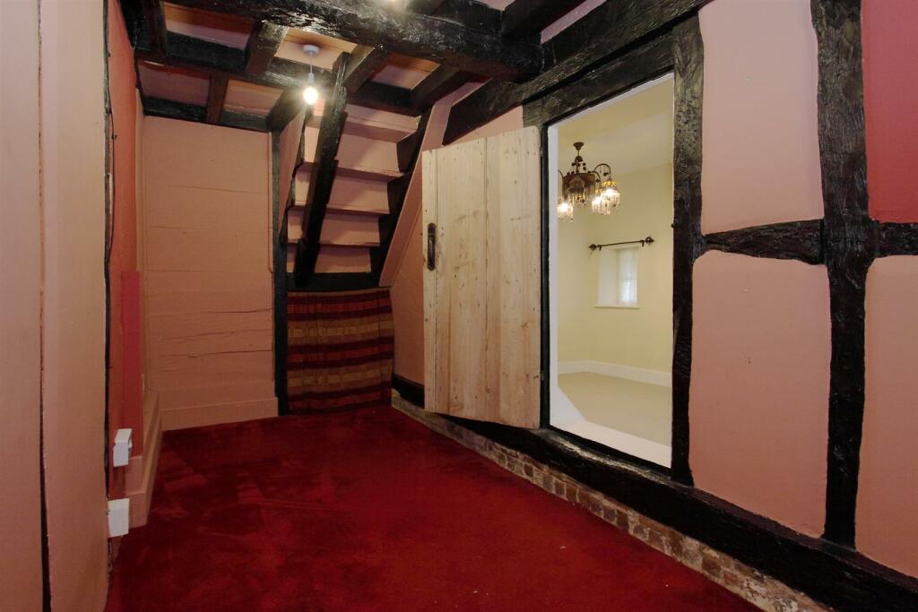 molesey cottage PH106.JPG