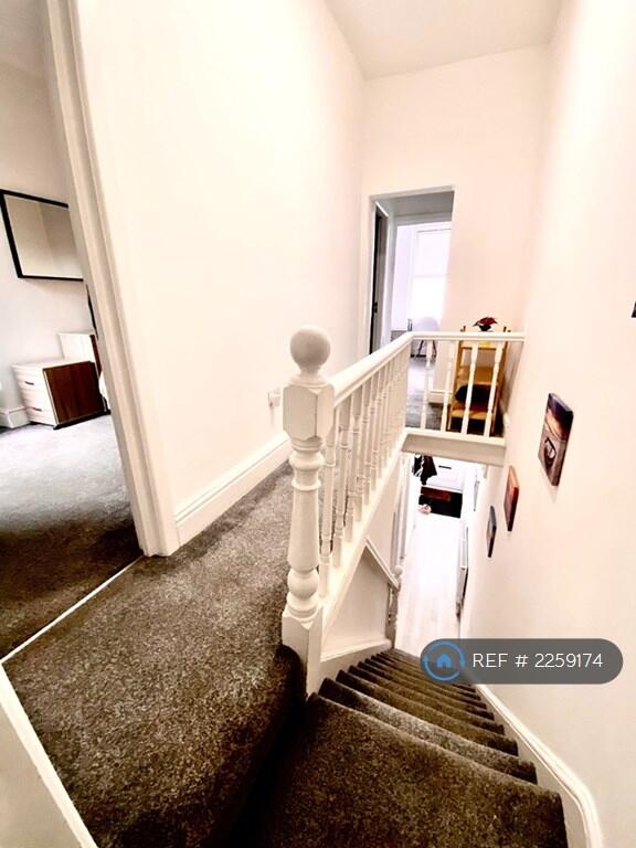 Upstairs/1 St Floor