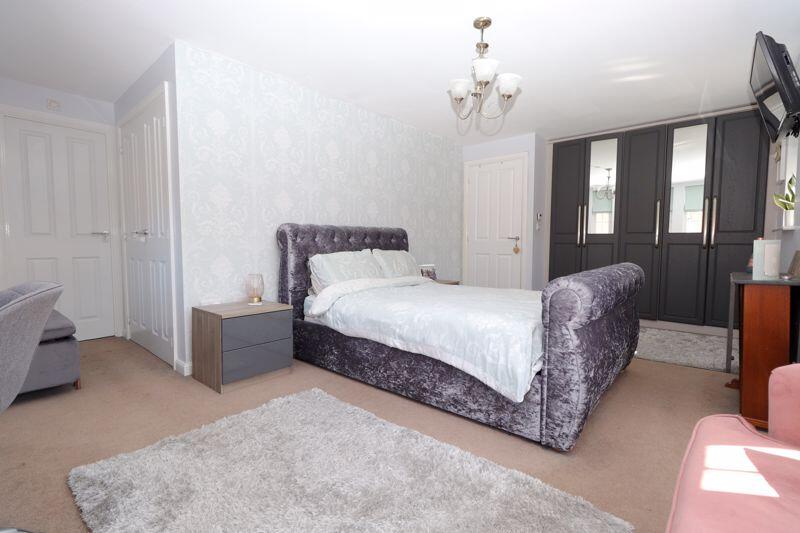 Bedroom 1 (First Floor)