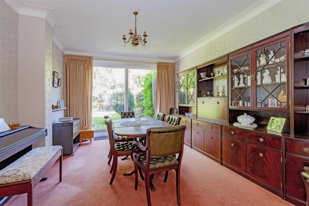 Dining Room-1.jpg