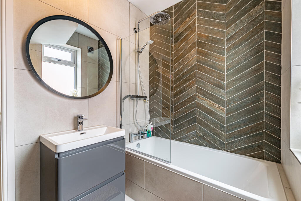 bathroom2