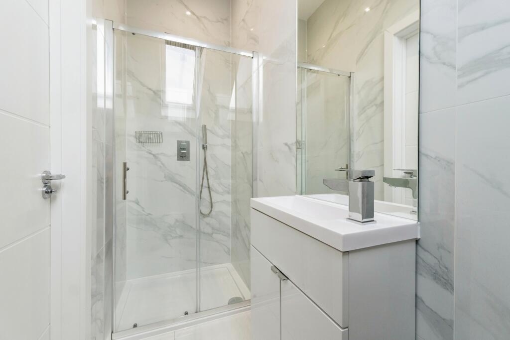 Master En-suite