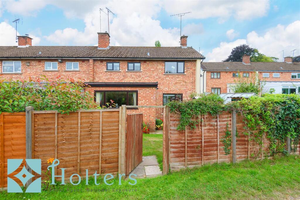 13 Llewellyn Road, Kington-07.jpg