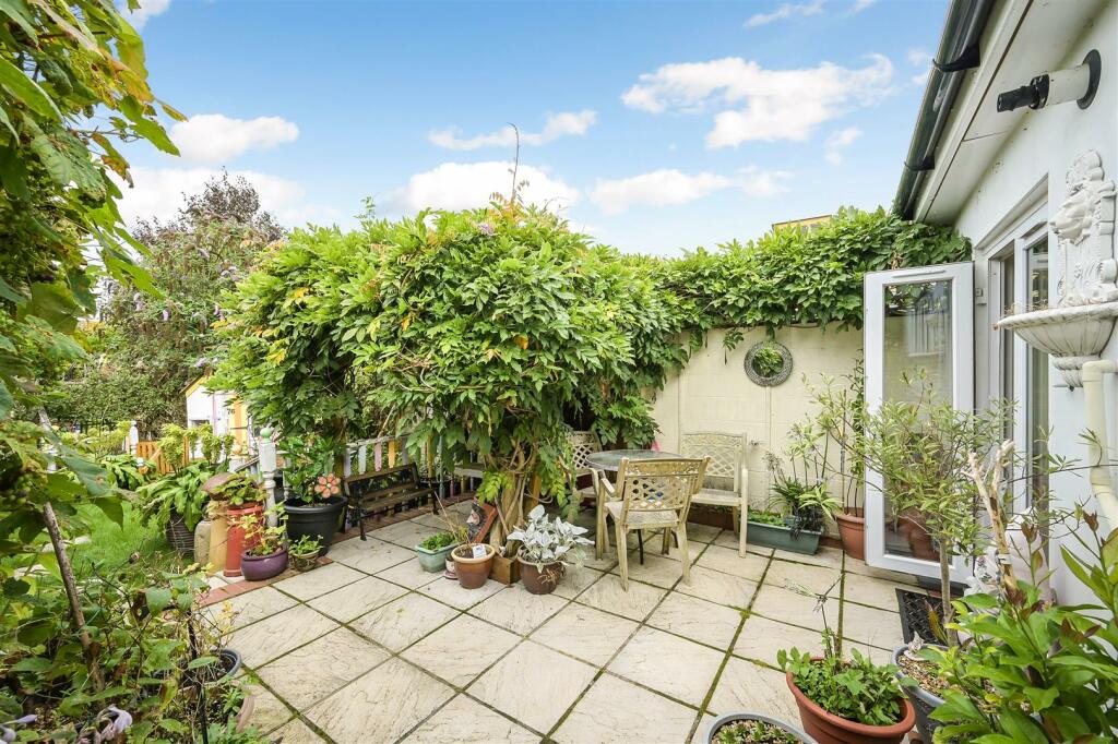 Garden Front Patio.jpg