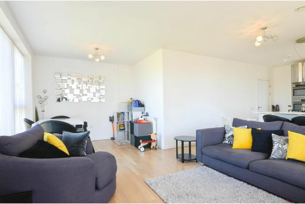Living / Dining Room