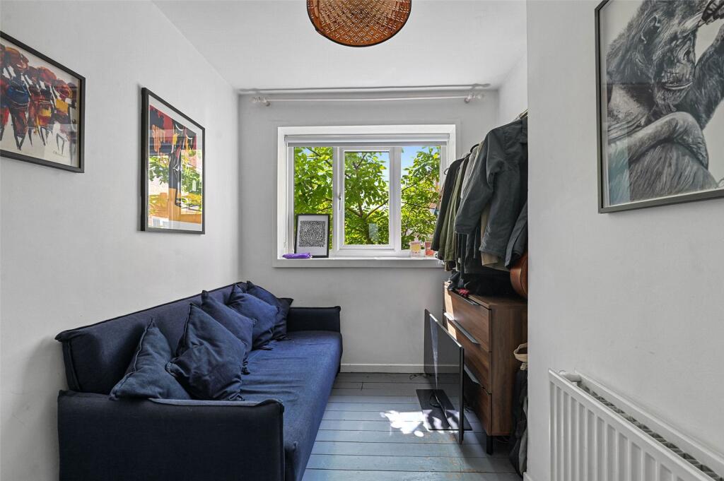 Rutland Road, E9