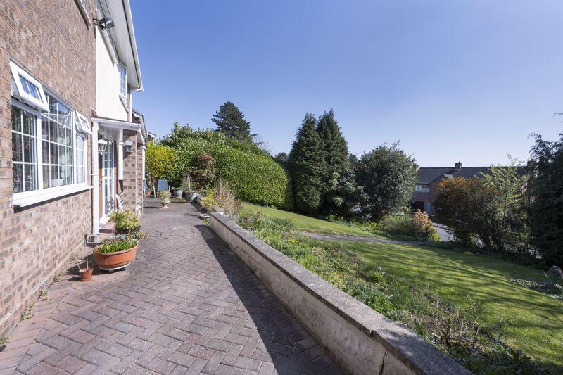 FRONT GARDEN from PROPERTY