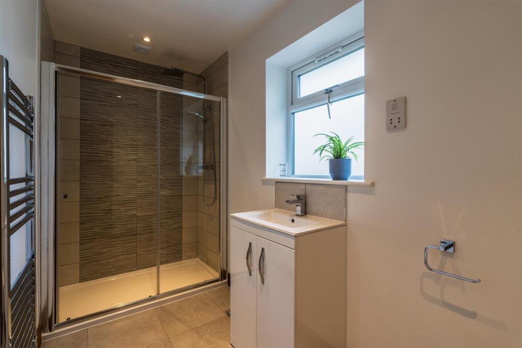 Bedroom 2 En-Suite Shower Room