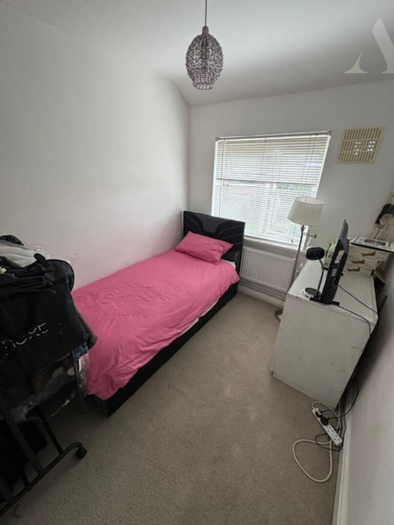 49 Ingleton Road bedroom 3