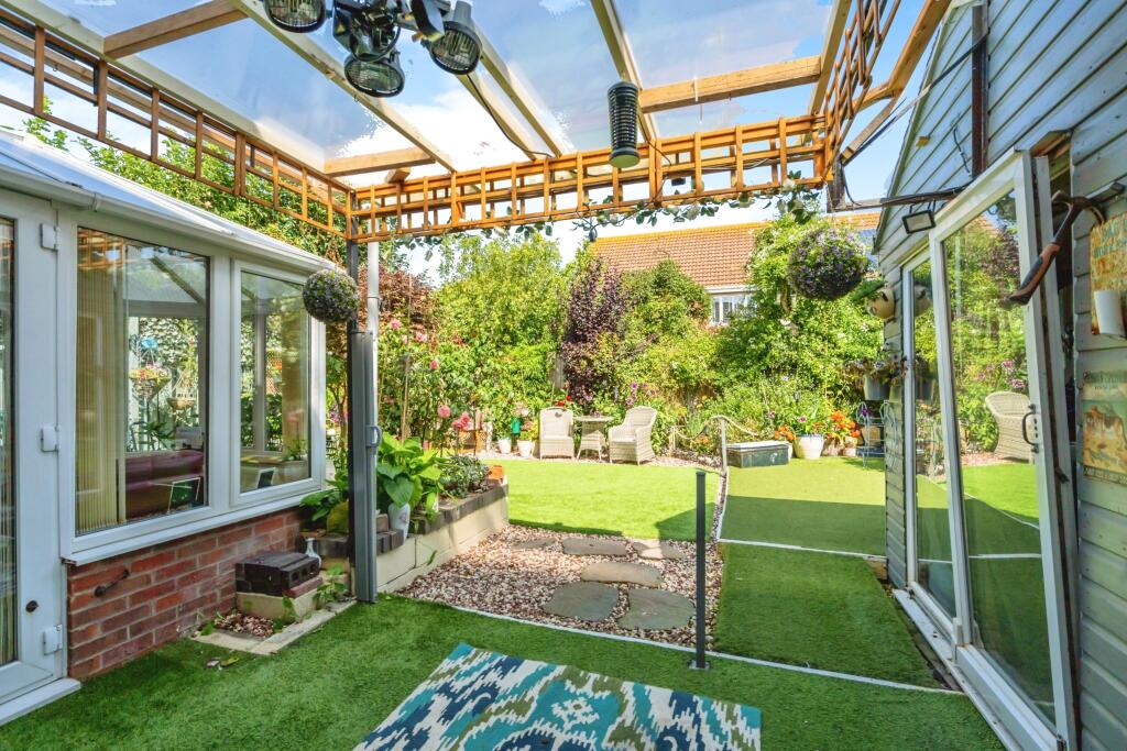 Alfresco entertaining