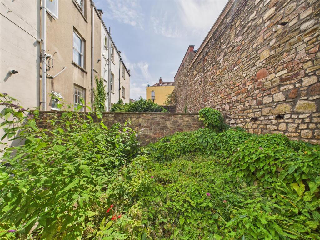 12 - Block of Flats for Auction, Kingsdown, Bristo