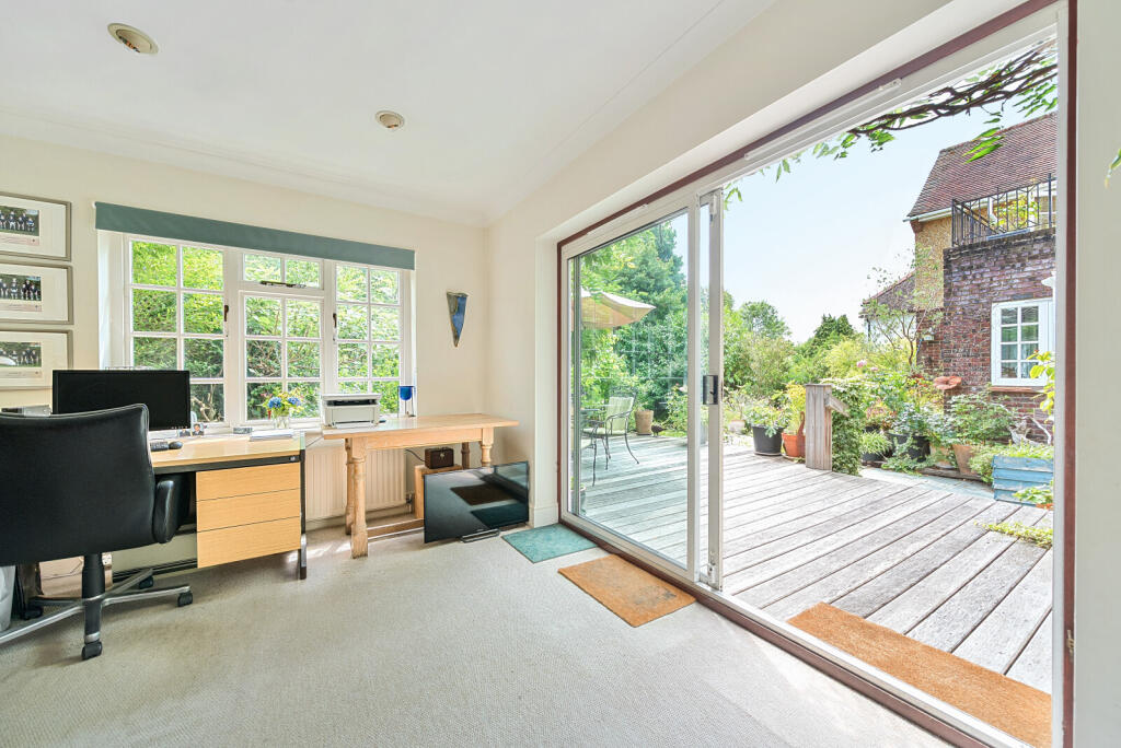 1334210-6-688ccfd...