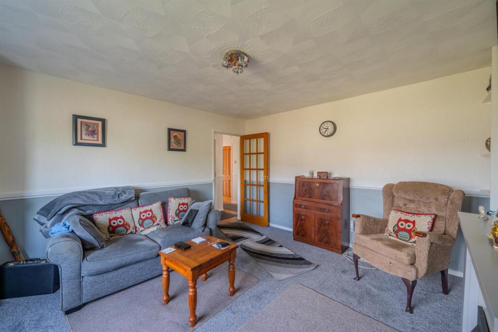 2 Samsons Avenue-4.jpg