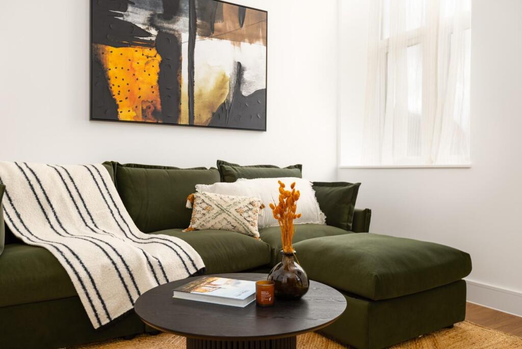 Block C, 2.4 The Chocolate Factory-20.jpg