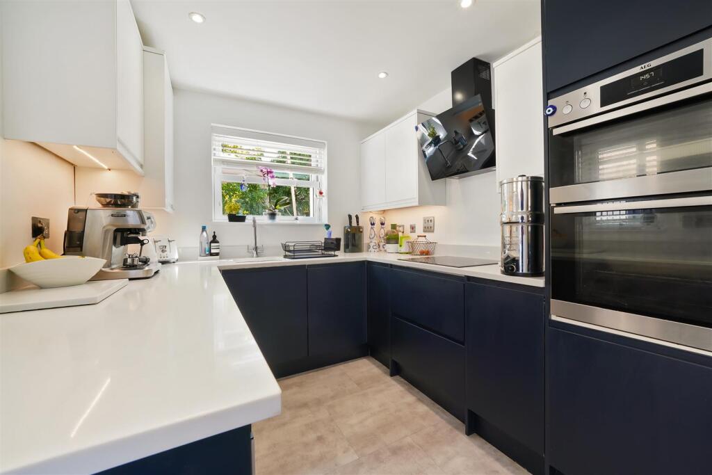 14 Victoria Road - hvGt0dp4p4q54S4oIvAE.jpg