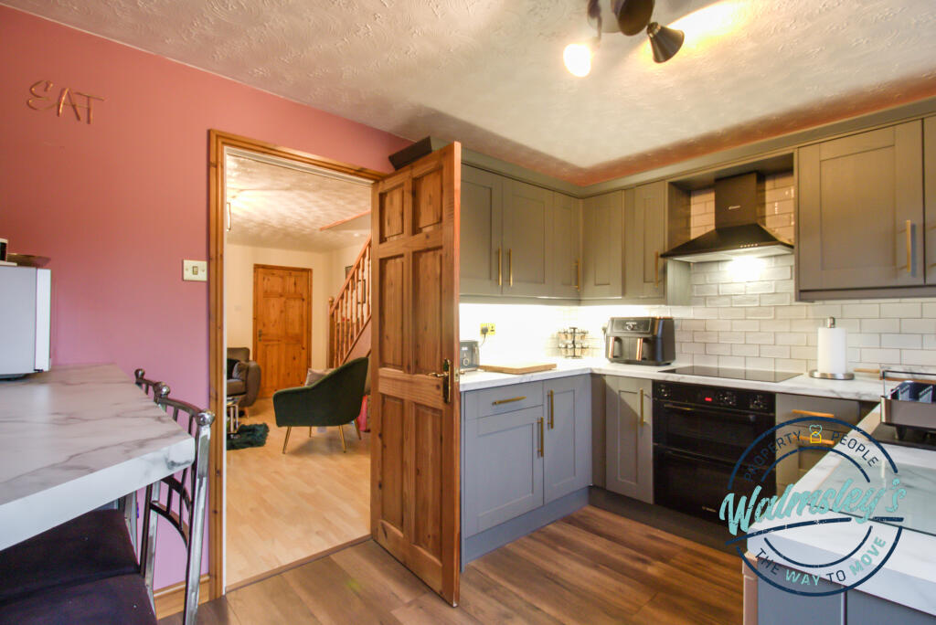 Kitchen breakfast room