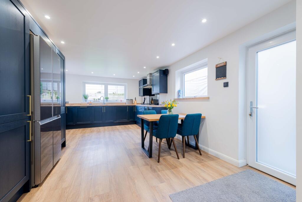 Kitchen Diner