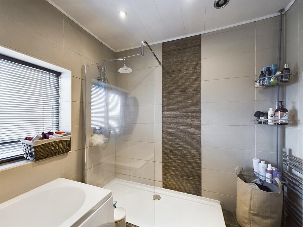 CAM02060G0-PR0277...