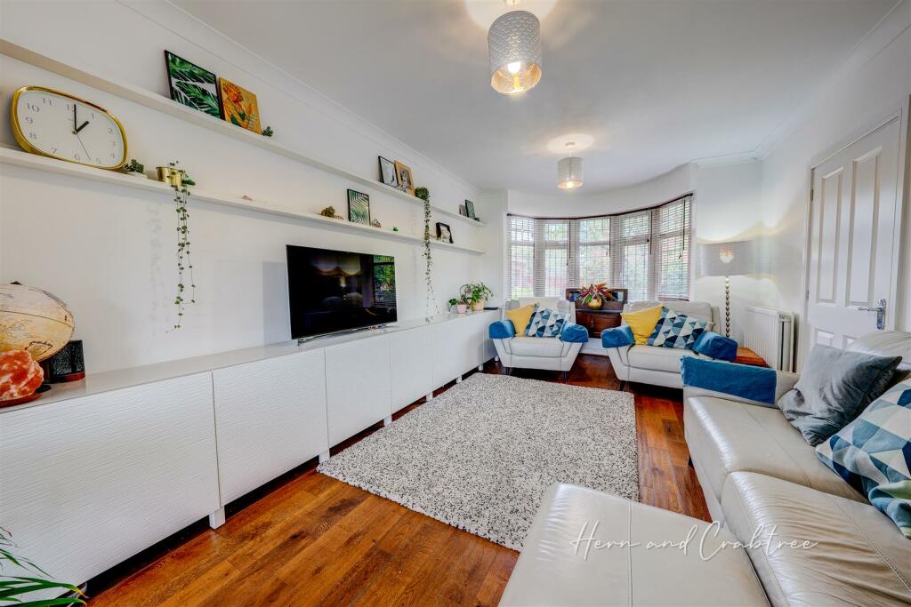 Page Drive, HernCrabtree (2).jpg