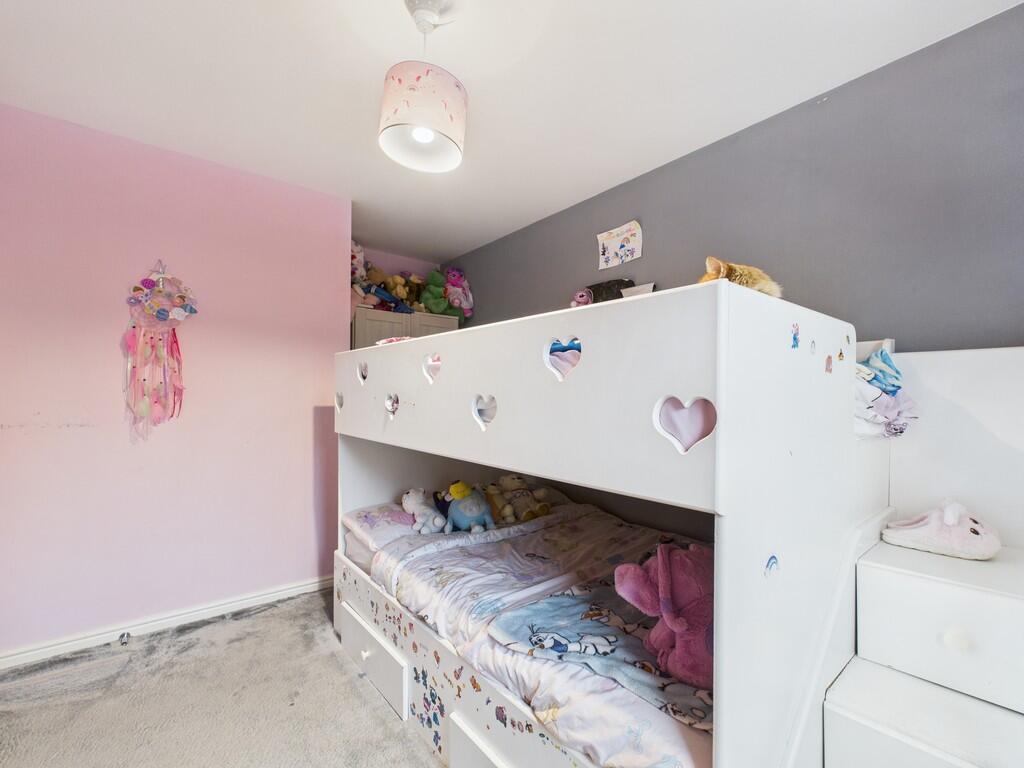 CAM05526G0-PR0044...