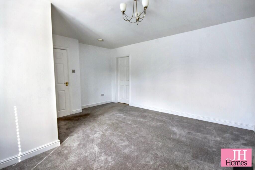 LIVING ROOM (1)