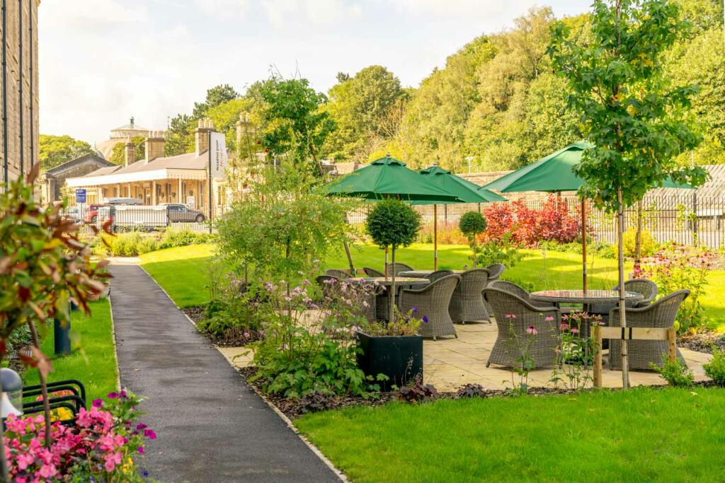Communal Gardens 