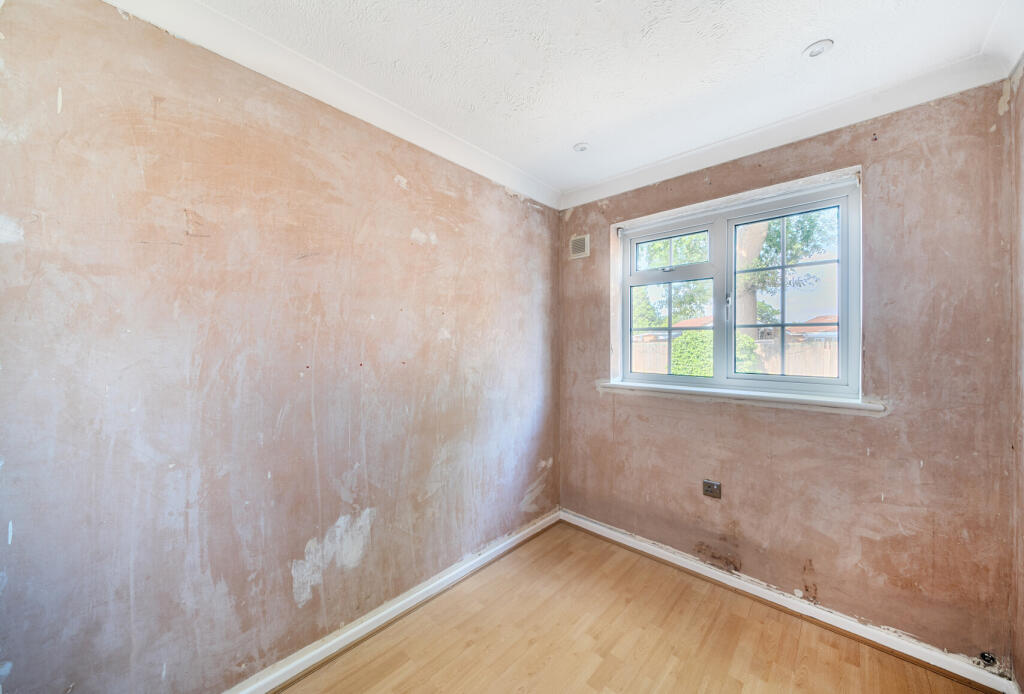 1325420-12-687a12...