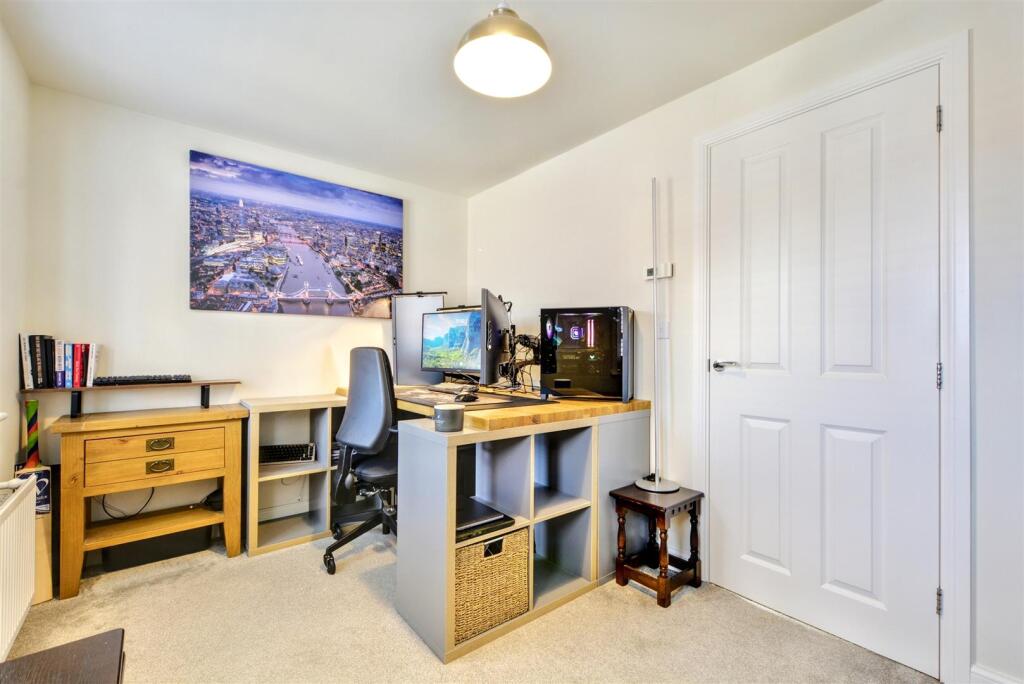 Bedroom 2_1.jpeg
