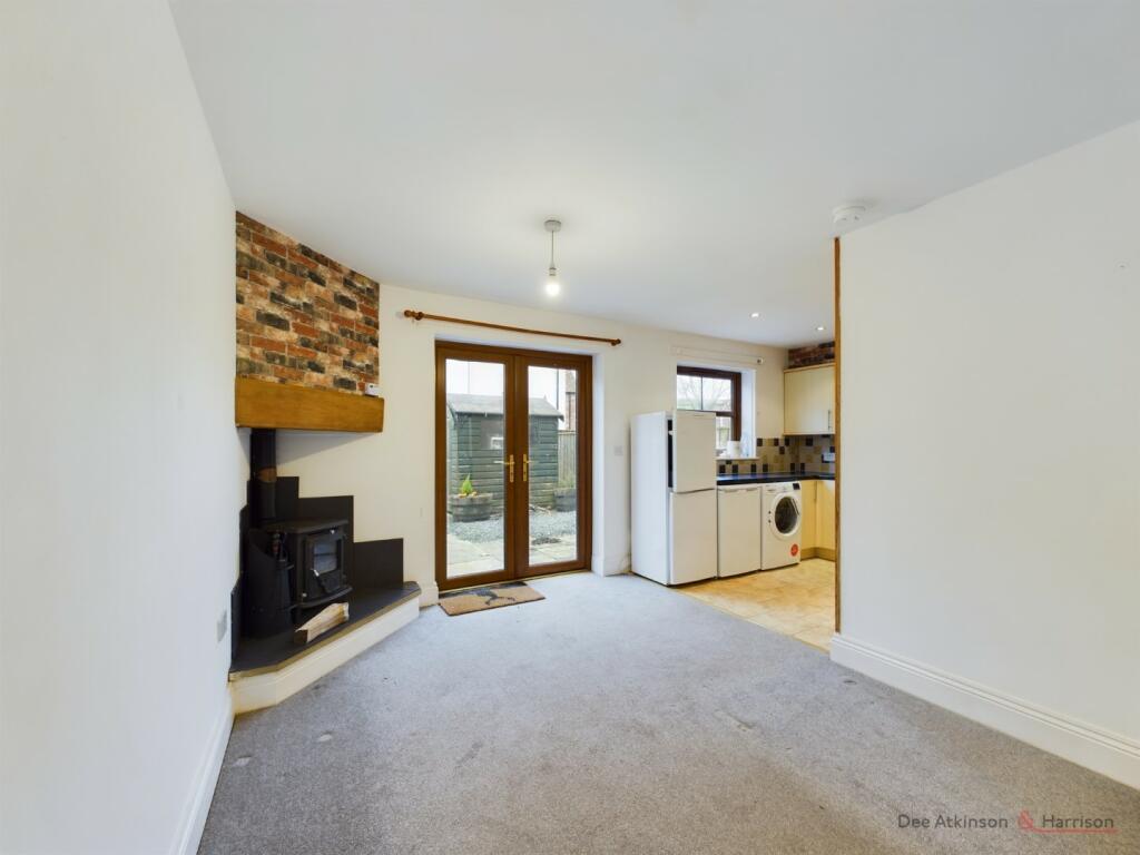 Kitchen/Lounge