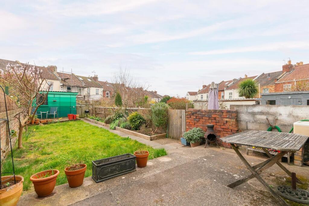 0S4RBN - External F.jpg