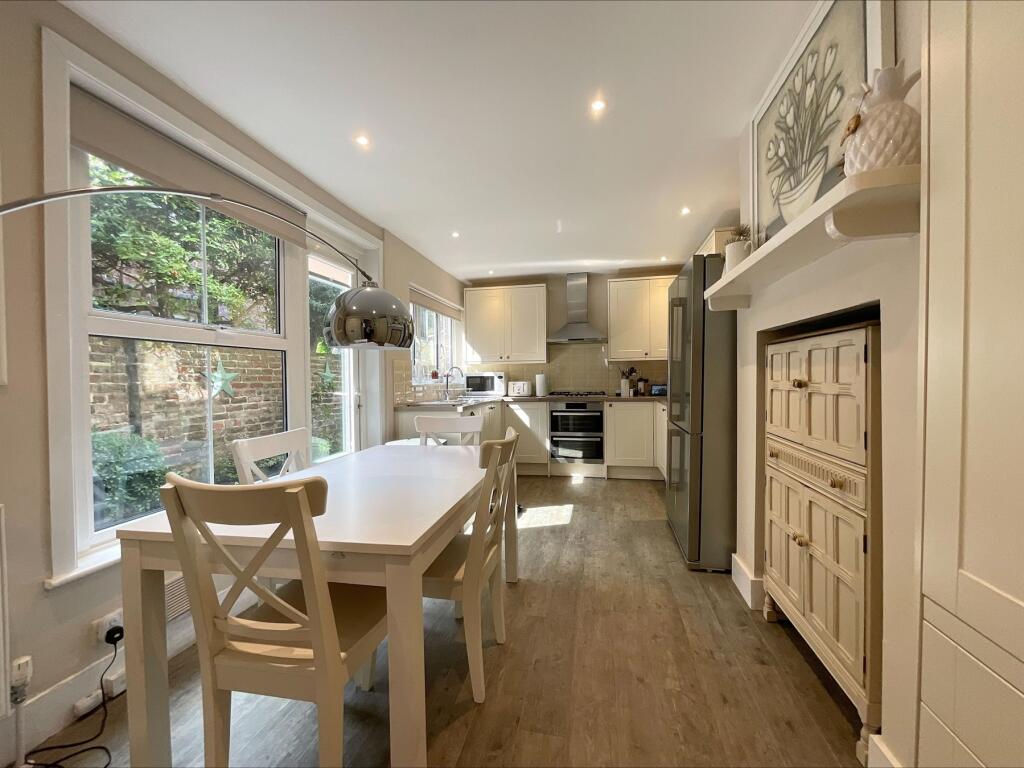 Kitchen 1