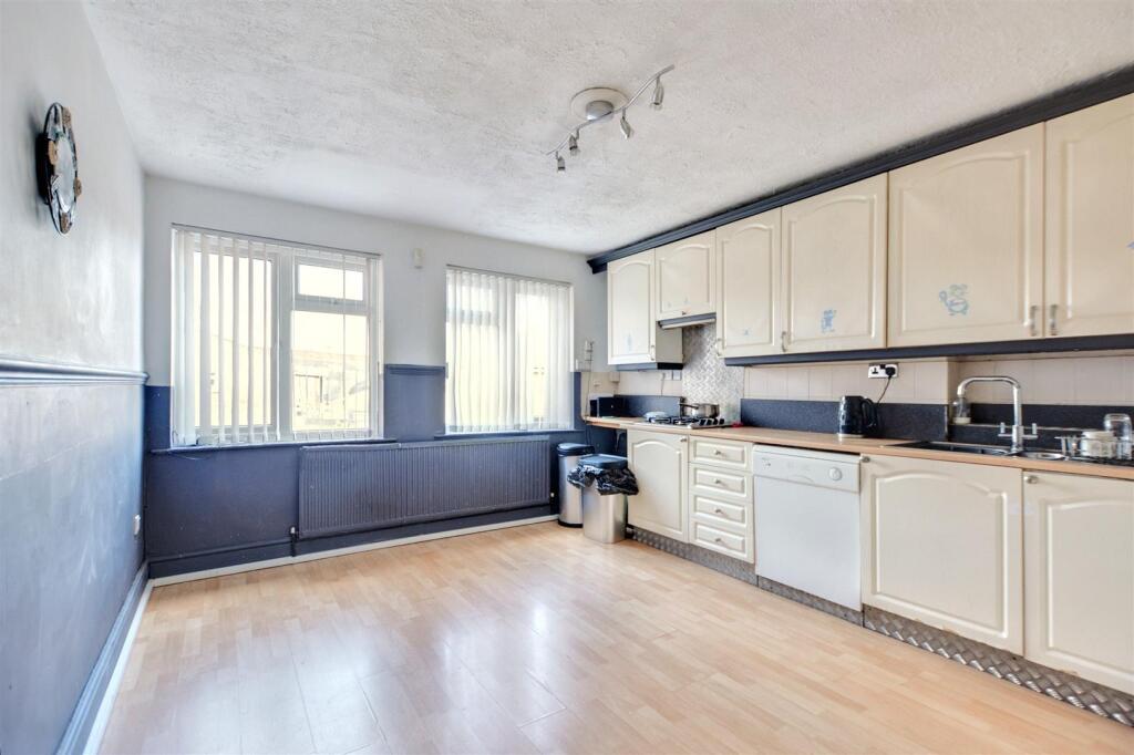 Kitchen Diner_1.jpeg